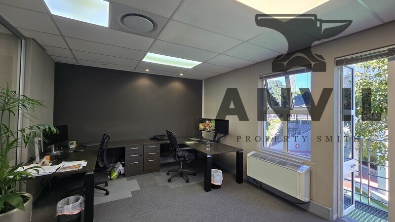 7 West Quay, Waterfront - 1st Floor Suite Foyer A property image 28