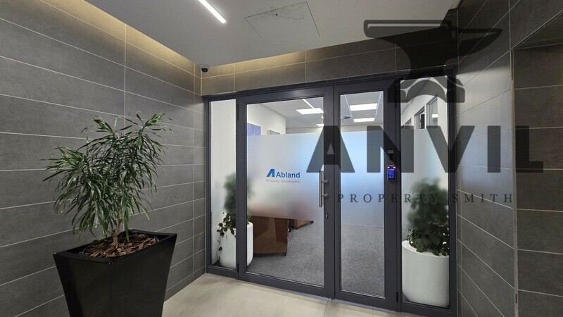 35 Lower Long Street - 11th Floor Suite 2 property image 3