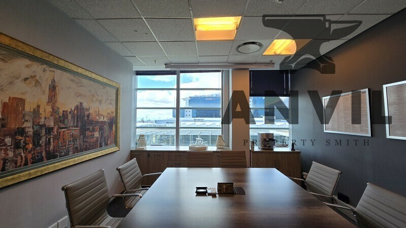 Convention Tower, Corner Heerengracht and Walter Sisulu Aveune - 8th Floor Ex Dm Attorneys property image 15