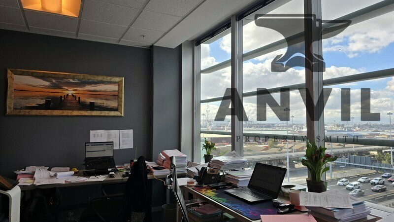 Convention Tower, Corner Heerengracht and Walter Sisulu Aveune - 8th Floor Ex Dm Attorneys property image 20