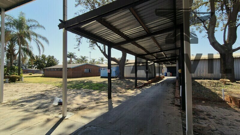 68 Hendrick Van Eck - Combined Warehouse property image 12