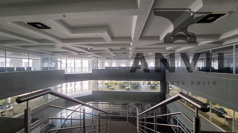 100 MAIN - Corporate Office Space Available TO LET in Marshalltown property image 4