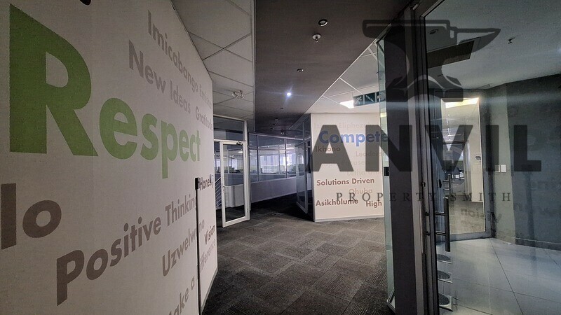 100 MAIN - Corporate Office Space Available TO LET in Marshalltown property image 7