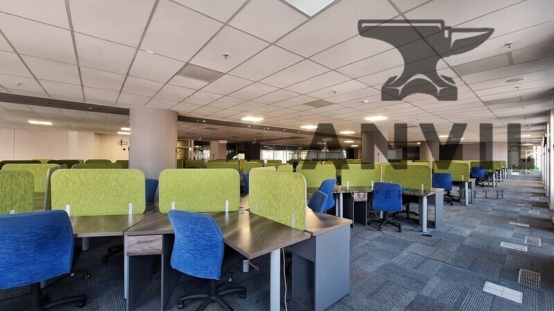 100 MAIN - Corporate Office Space Available TO LET in Marshalltown property image 10