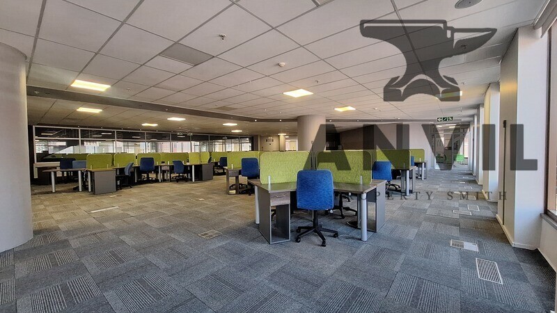 100 MAIN - Corporate Office Space Available TO LET in Marshalltown property image 11