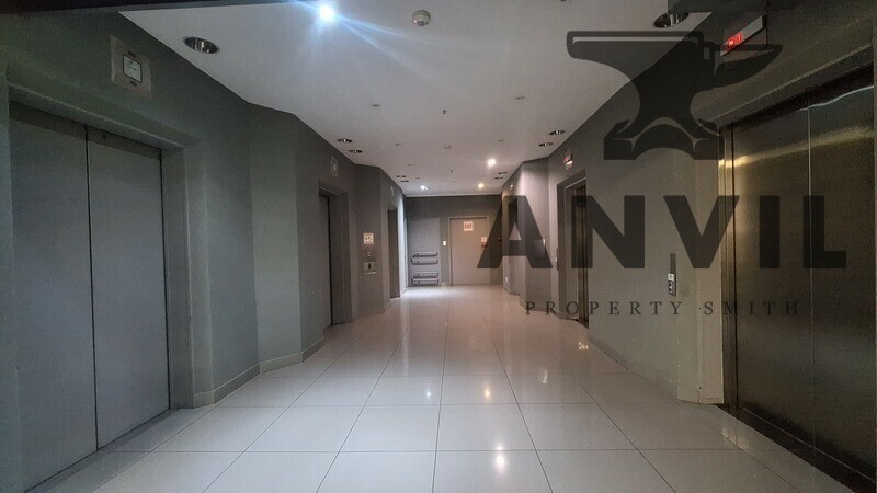 100 MAIN - Corporate Office Space Available TO LET in Marshalltown property image 23