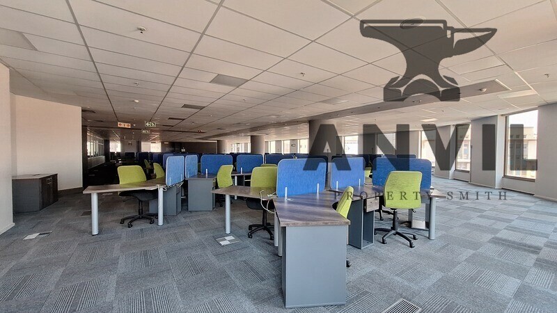 100 MAIN - Corporate Office Space Available TO LET in Marshalltown property image 26