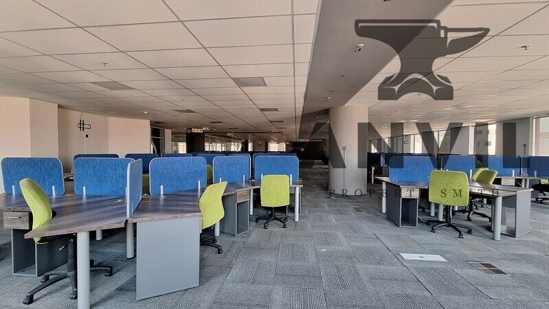 100 MAIN - Corporate Office Space Available TO LET in Marshalltown property image 27