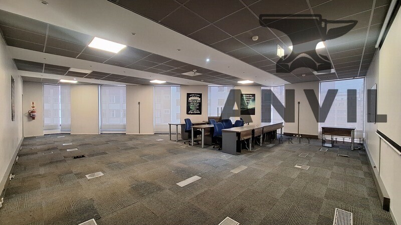 100 MAIN - Corporate Office Space Available TO LET in Marshalltown property image 41