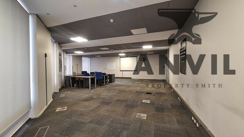 100 MAIN - Corporate Office Space Available TO LET in Marshalltown property image 42