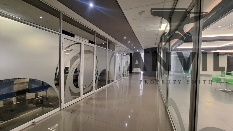 100 MAIN - Corporate Office Space Available TO LET in Marshalltown property image 44