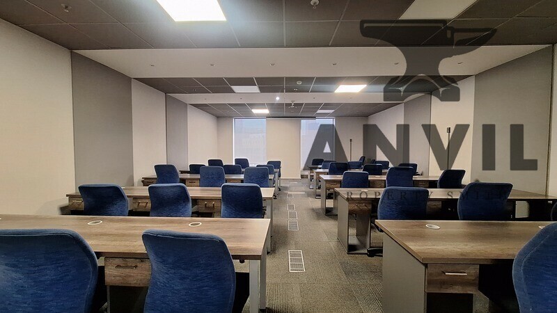 100 MAIN - Corporate Office Space Available TO LET in Marshalltown property image 45