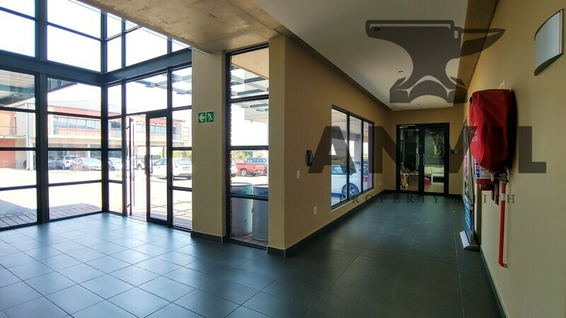 117 Sovereign Drive - GF LW property image 25