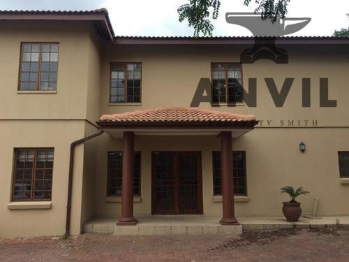 129 Corlette Drive, Waverly - Freestanding House with Storeroom property image 1