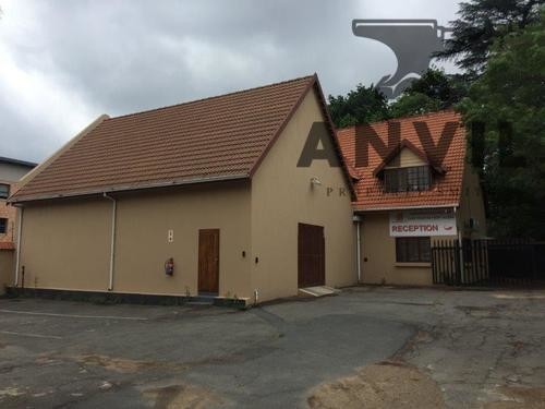 129 Corlette Drive, Waverly - Freestanding House with Storeroom property image 5
