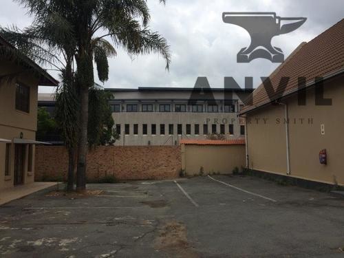 129 Corlette Drive, Waverly - Freestanding House with Storeroom property image 6