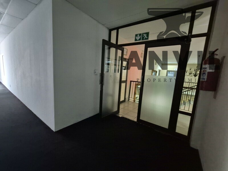 Gemstone Office park. - 123sqm unit office 10 property image 3