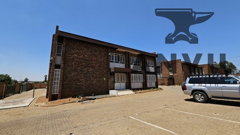 12 Axle Drive, Clayville Industrial, Olifantsfontein - Unit 1  property image 3