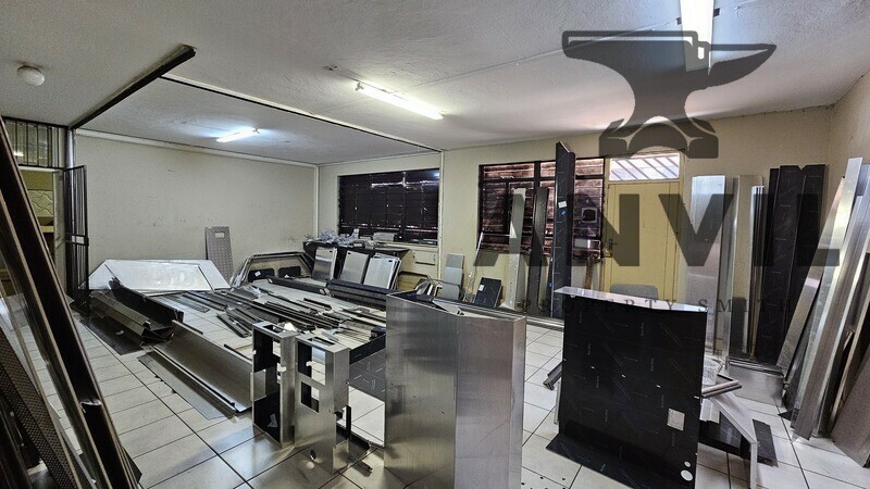 12 Axle Drive, Clayville Industrial, Olifantsfontein - Unit 1  property image 5