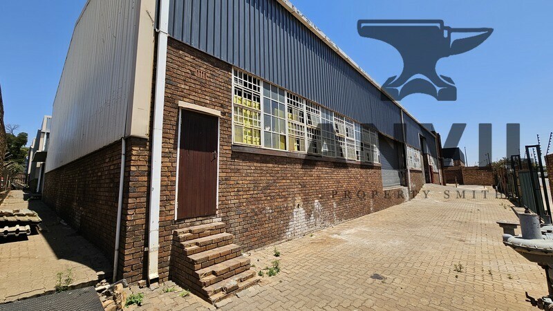 12 Axle Drive, Clayville Industrial, Olifantsfontein - Unit 1  property image 15