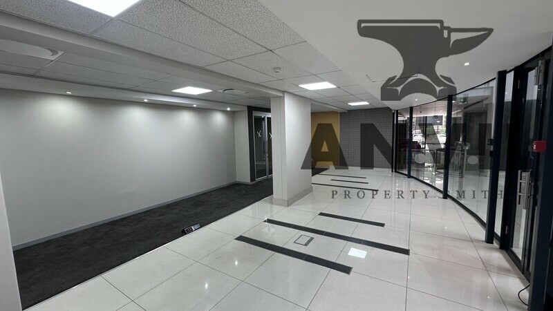 82 Maude Street, Sandton - Ground Floor - OGca property image 2