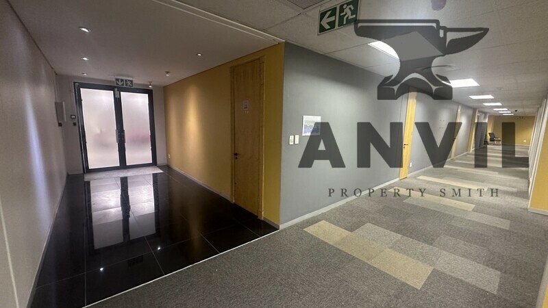 82 Maude Street, Sandton - Ground Floor - OGca property image 14