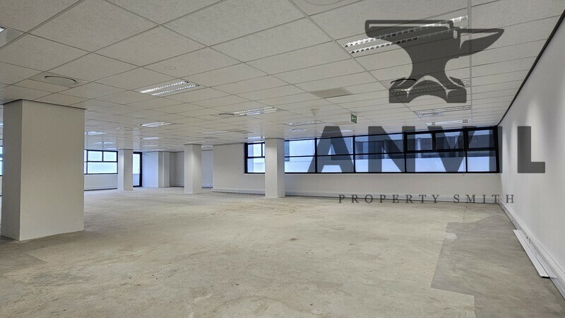 Illovo Point, Illovo, Sandton - 904 property image 2