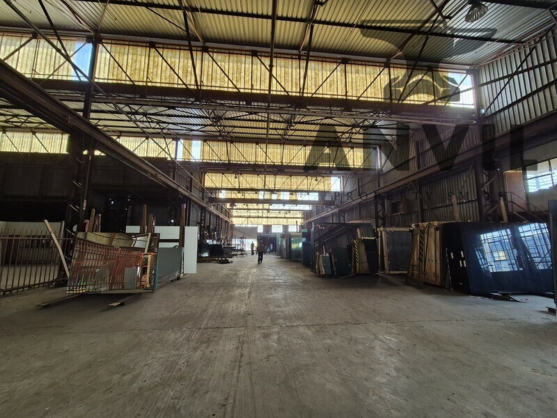 8 Jurie Street, Alrode - 4300sqm warehouse available in Alrode  property image 7