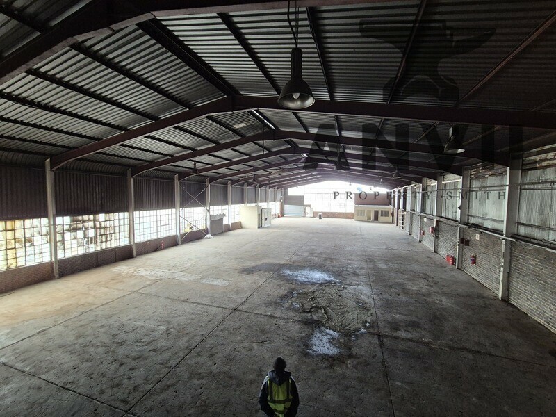 18 Basalt Street, Alrode, Alberton - 1500sqm warehouse available in Alrode  property image 3