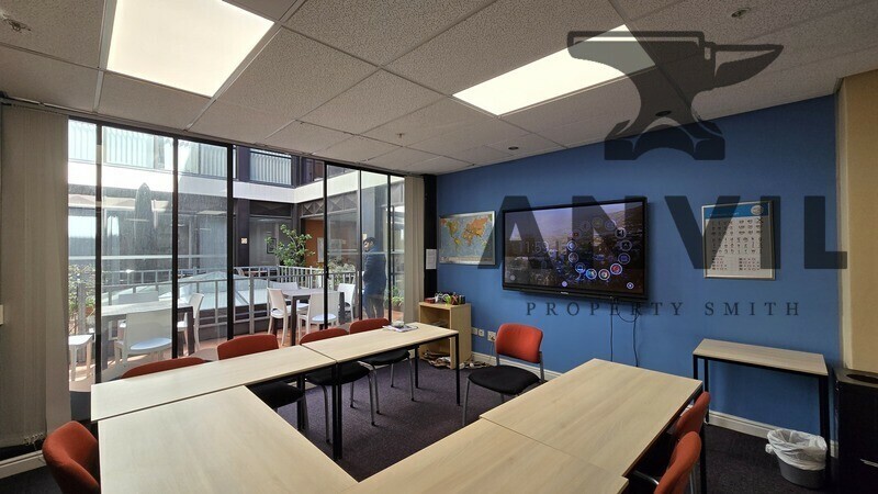 5 Saint Georges Mall - 7th Floor Office Suite property image 24