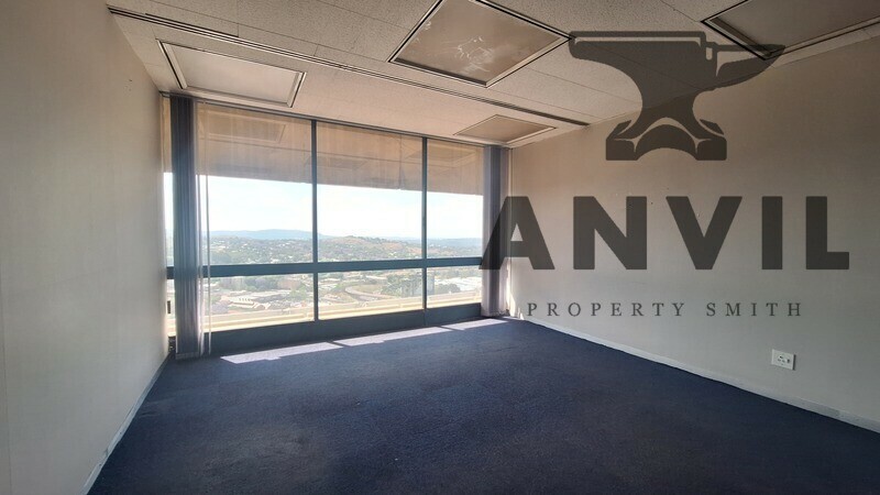 Metal Box - 15th Floor U1502 property image 15