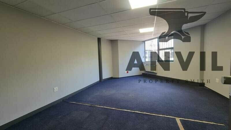 Oakfields, Ferndale, Randburg - Middle Block, First Floor  property image 7