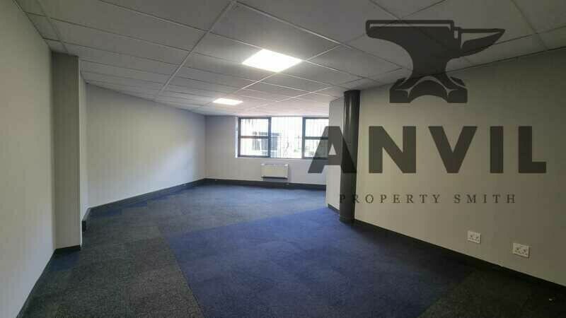 Oakfields, Ferndale, Randburg - Middle Block, First Floor  property image 8
