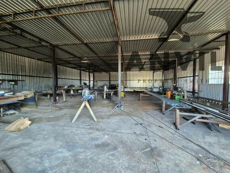 10 Dekenah St, Alrode, Alberton - 2100sqm warehouse available in Alrode   property image 9