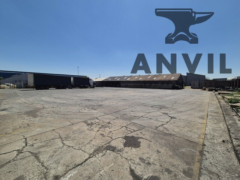 8 Jurie Street, Alrode - Spacious Yard space with warehouse available in Alrode  property image 10