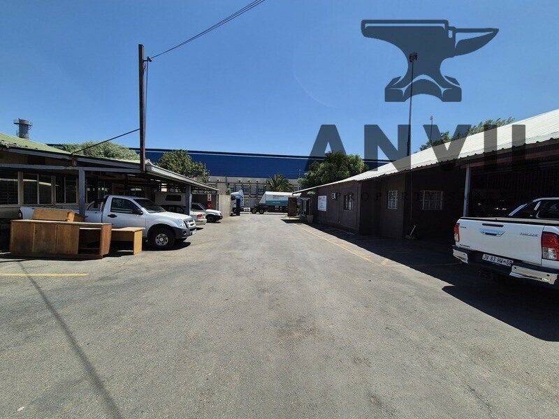 8 Jurie Street, Alrode - Spacious Yard space with warehouse available in Alrode  property image 16