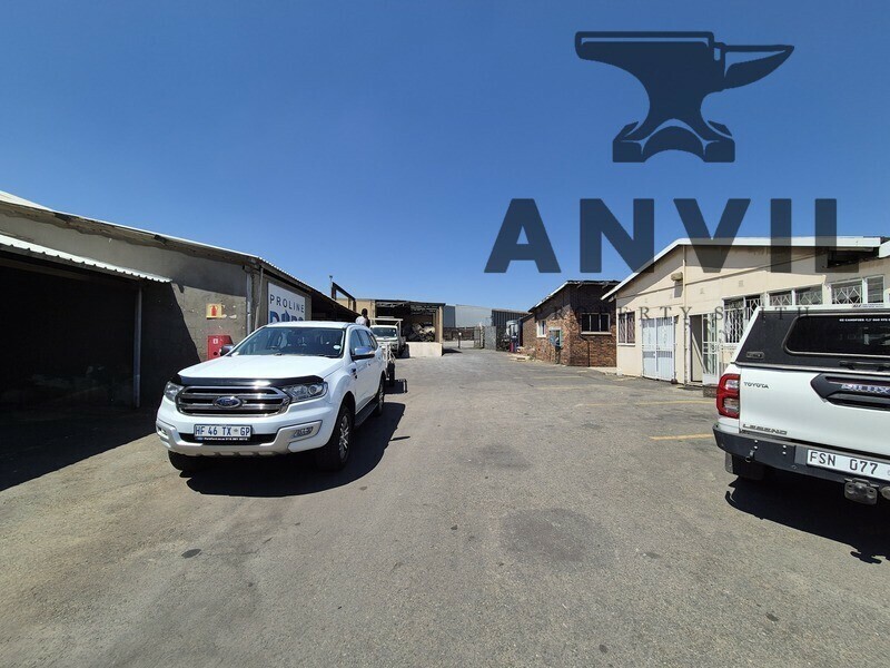 8 Jurie Street, Alrode - Spacious Yard space with warehouse available in Alrode  property image 17