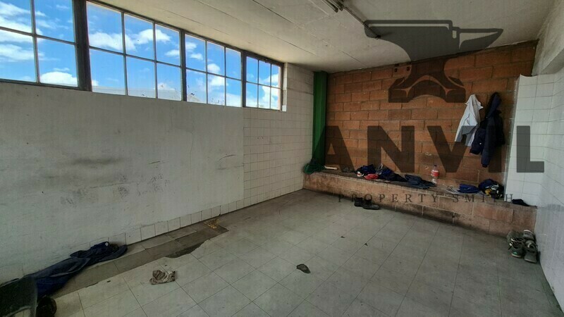 B&E, 134 Kempston Road - C1 property image 11