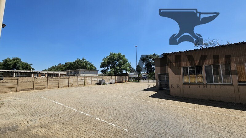 5 Spanner Road, Clayville, Olifantsfontein - South West Unit property image 17
