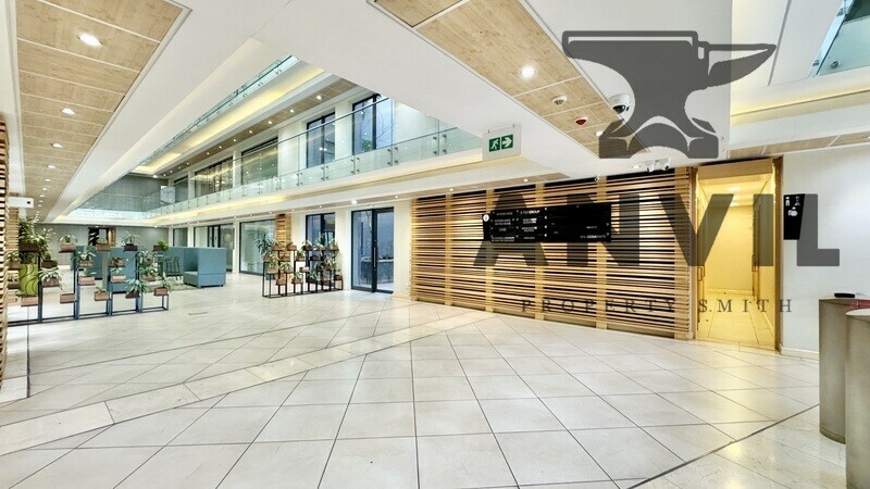Corobay Corner Block A, Menlyn Maine, Pretoria - Unit 27 property image 3