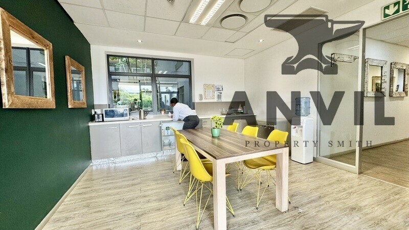 Corobay Corner Block A, Menlyn Maine, Pretoria - Unit 31 property image 16