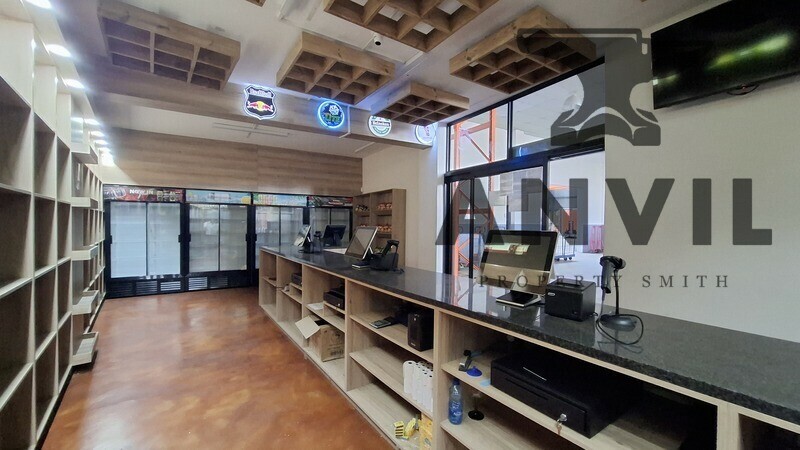 Jozi Liquor, 26 New Gosh Rd - 26 New Goch Rd property image 2