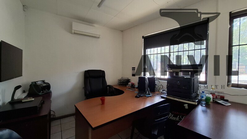 Jozi Liquor, 26 New Gosh Rd - 26 New Goch Rd property image 8