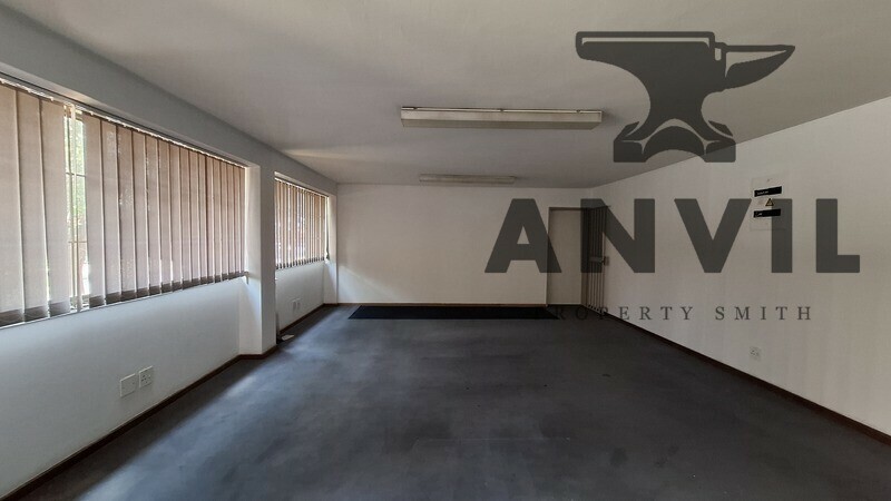 Jozi Liquor, 26 New Gosh Rd - 02 Julbert Rd property image 14