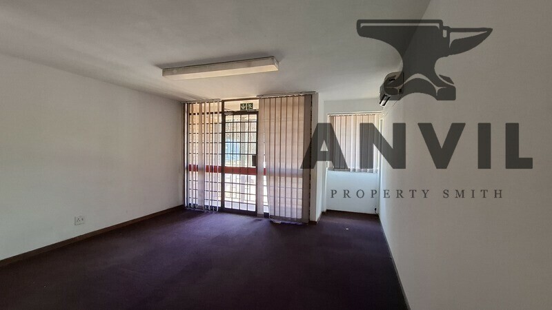 Jozi Liquor, 26 New Gosh Rd - 02 Julbert Rd property image 15