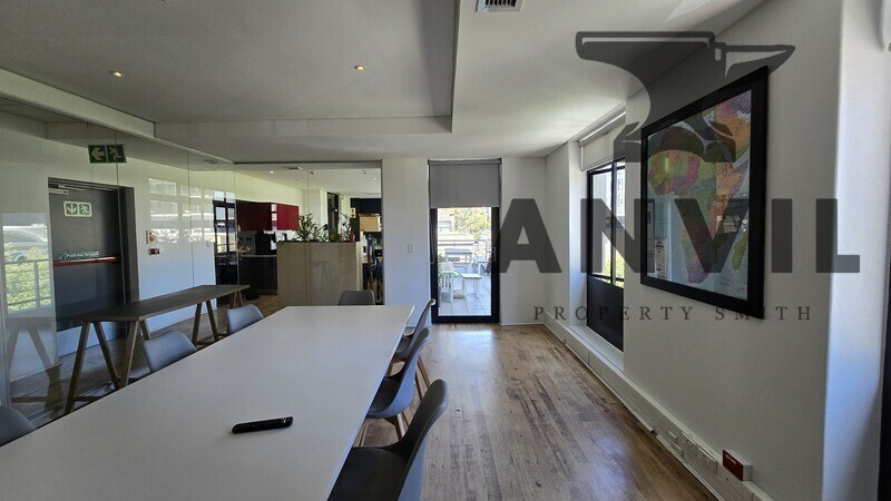 33 Bree & 30 Waterkant, Cape Town - 3rd Floor  property image 2