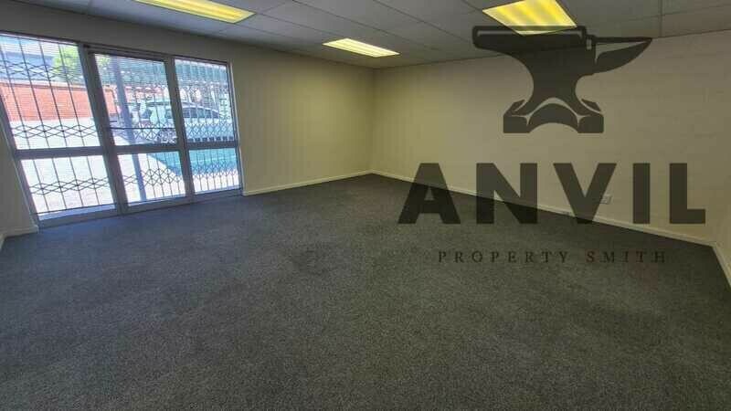 19 Mangold Street, Newton Park, Port Elizabeth - Office and Warehouse Space property image 3