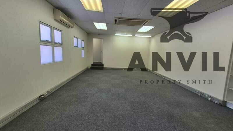 19 Mangold Street, Newton Park, Port Elizabeth - Office and Warehouse Space property image 4