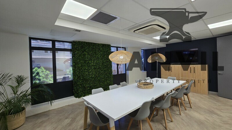 33 Bree & 30 Waterkant, Cape Town - 2nd Floor property image 8