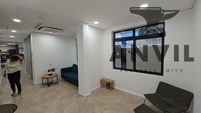 33 Bree & 30 Waterkant, Cape Town - 2nd Floor property image 15